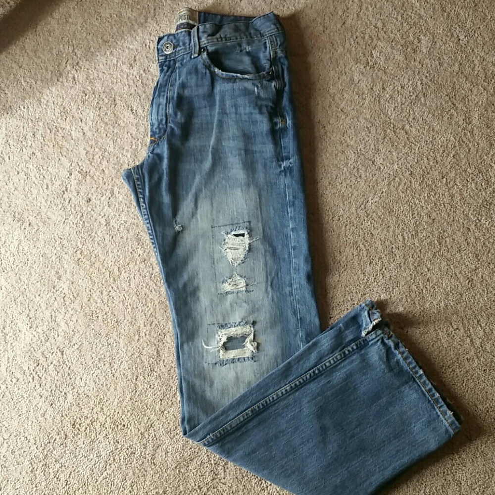 Aeropostale distressed jeans